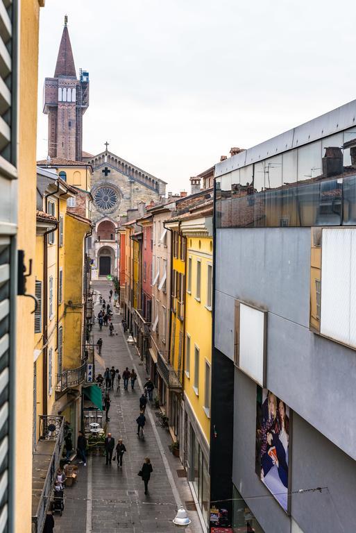 Duomo Guesthouse Piacenza Luaran gambar